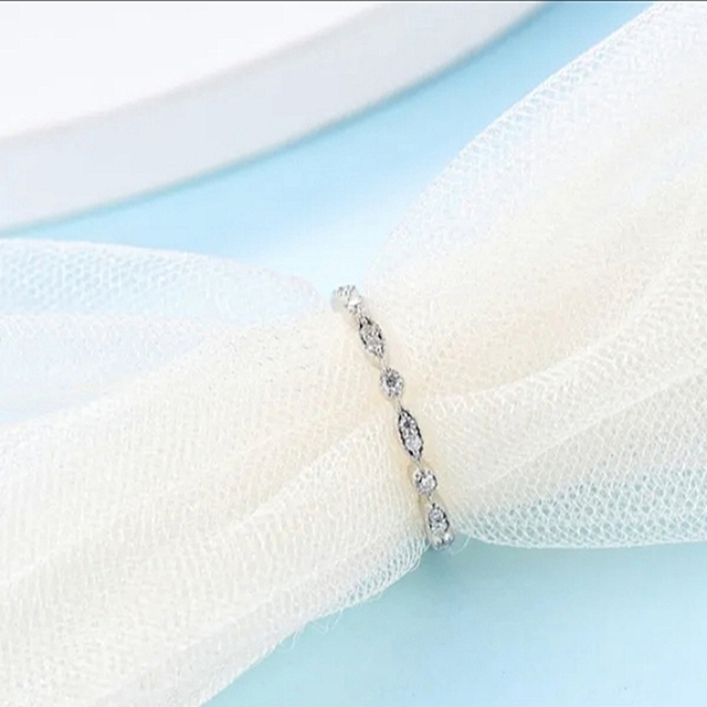 Stackable Marquis ring - Picture 5 of 5